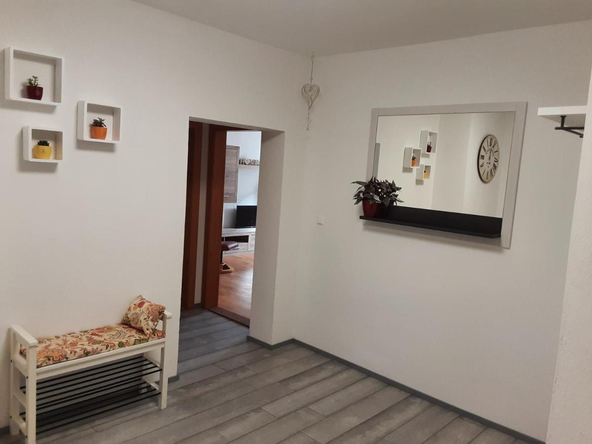 Apartment - Ferienwohnung 1 Treffen Am Ossiachersee Ngoại thất bức ảnh